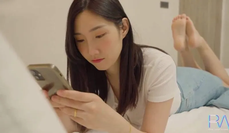 phim sex loan luan chi em,sex vn miuzxc,sex trai sục Xinh đẹp nhưng vẫn bị ông chồng vụng trộm, cô vợ buồn tình cho anh giao hàng phang luôn